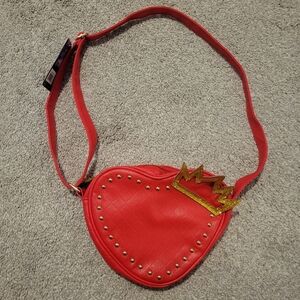 Descendants purse